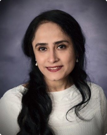 Dr. Tejal Soni in the Meadowbrook Dental practice.